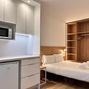 domus-apartamentos.andorra-la-vella-hotels.net/